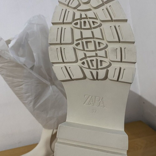 Zara beige boots size 37