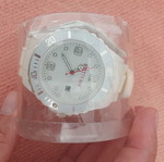 Pretty Bra women's white wrist watch quartz