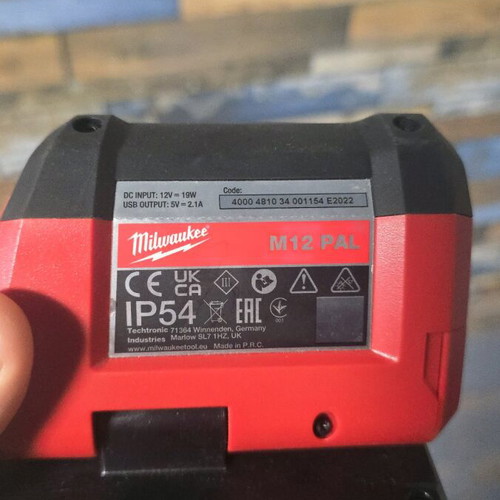Milwaukee M12 700lm Cordless Lamp like new