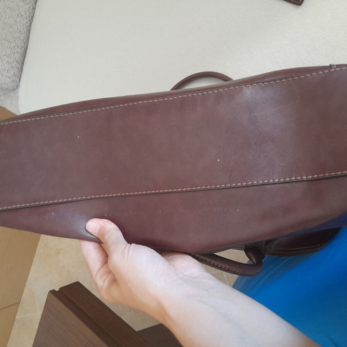 Bartuggi leather shoulder bag large used, brown