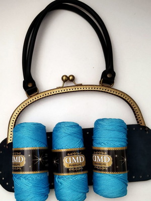 Knitting bag kit with bronze clip, genuine leather frame, yarns