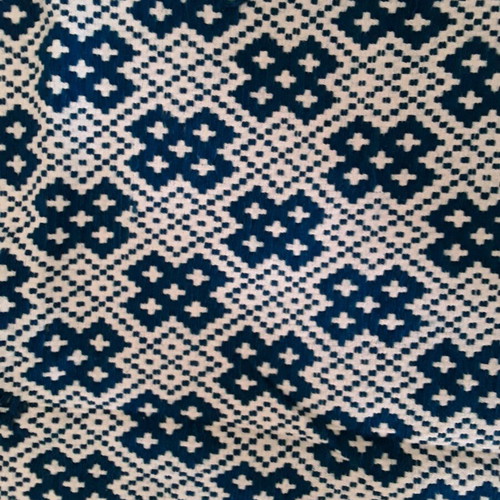 Woven blanket like new, size 2.40 x 1.40 m
