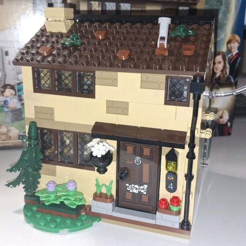 Lego Harry Potter Privet Drive 76451 like new
