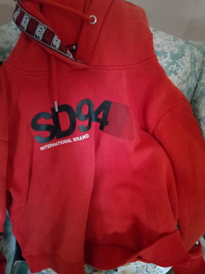 Superdry cropped sweatshirt like new, size large, red