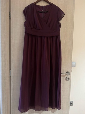 Εντυπωσιακό βραδινό φόρεμα Bordeaux Mauve, μέγεθος XL, σαν καινούριο