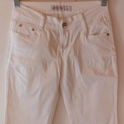 Women's slim bermuda shorts XS like new, white