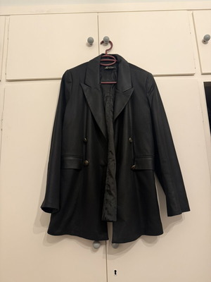 Blazer with leather texture, black, size L