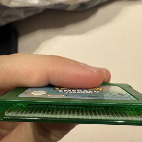 Pokémon Emerald Version Nintendo Game Boy Advance like new