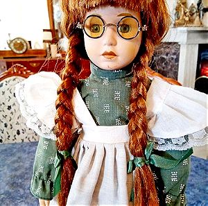 Vintage. Πορσελανινη κούκλα. 40 см.