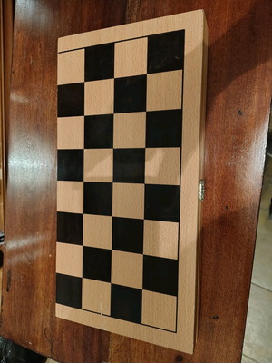 Loumides Backgammon New Collectible