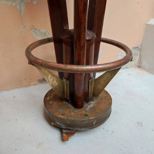 Bar stools used, pack of 6 ship-style, floor-mounted