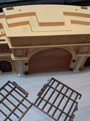 Playmobil Roman Colosseum used with broken railings and missing parts