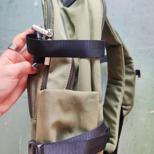 Admiral 27lt Hiking Backpack like new with laptop compartment