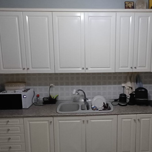 Kitchen cabinets used with sink, faucet and extractor, length 3.80m