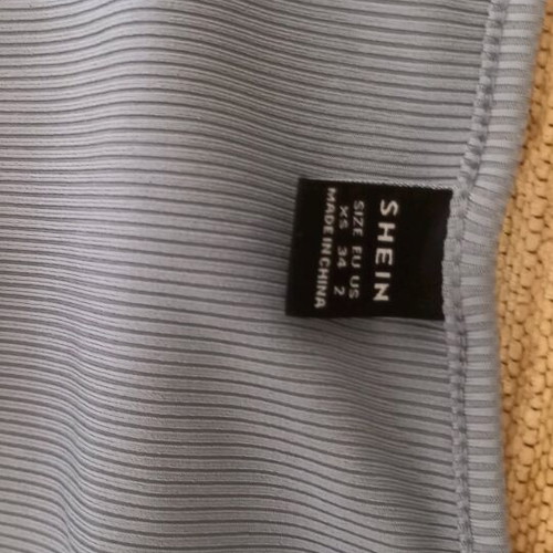 Blouse like new, unworn, size XS