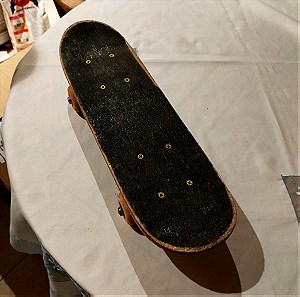 μικρό skateboard