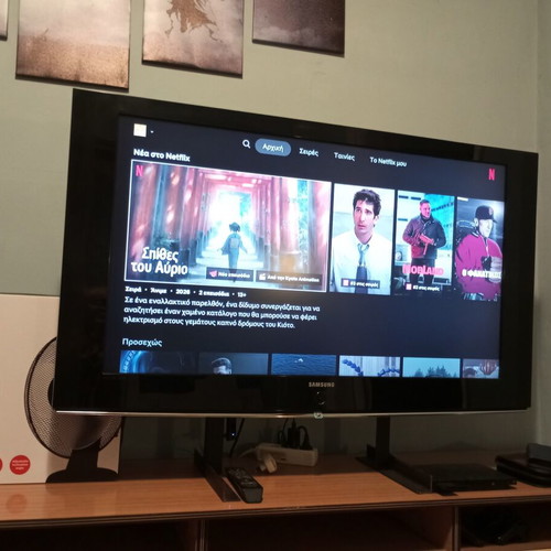 Samsung 46" TV used with Xiaomi Mi TV Stick and 2 HDMI ports