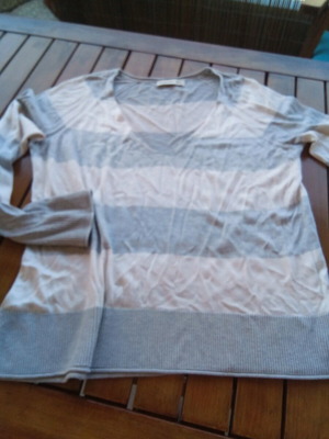Stradivarius cotton jersey blouse used, white and gray, size S