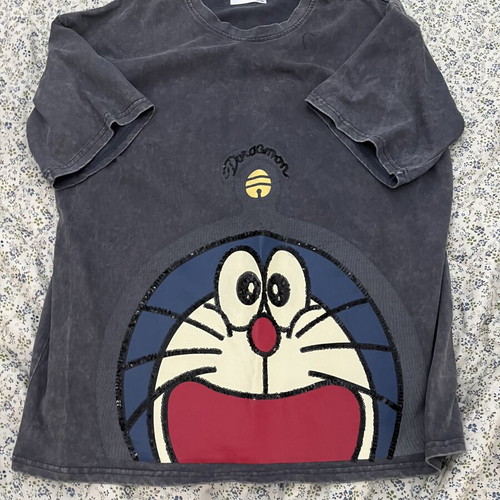 T shirt woman’s one size, like new