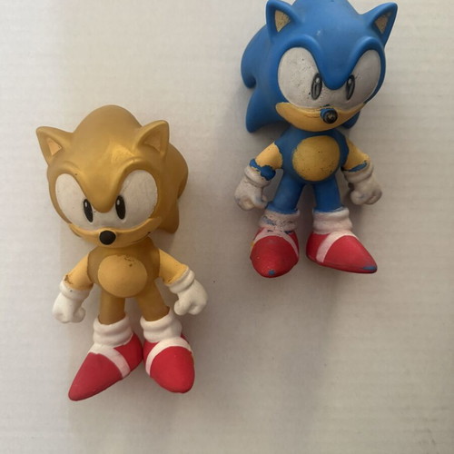 Sonic figures set of 2 used, soft and stretchable