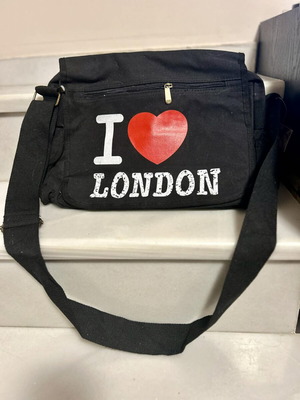 I love London crossbody bag like new, black