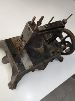 Queen Olga Sewing Machine used