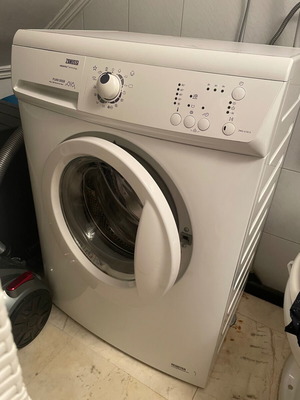 Πλυντήριο ρουχων Zanussi 6kg με μικρό βάθος