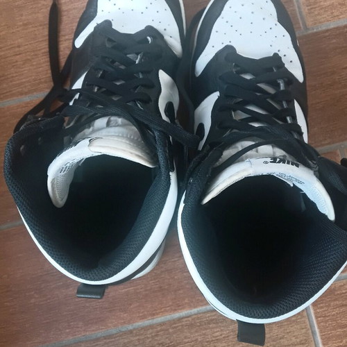 Nike Dunk High used, size 42, black and white