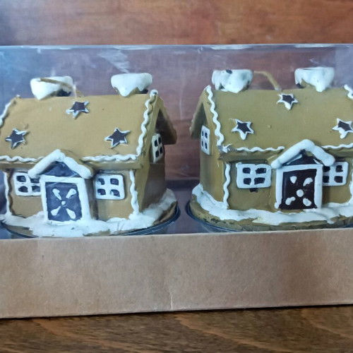 Trimar Christmas candles like new, gingerbread house design