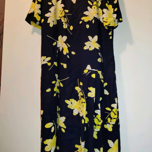Dress and cardigan set used, women's size 48