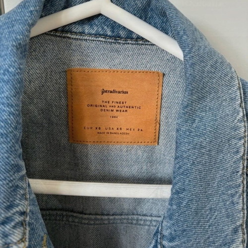Stradivarius jean vest XS almost new, blue