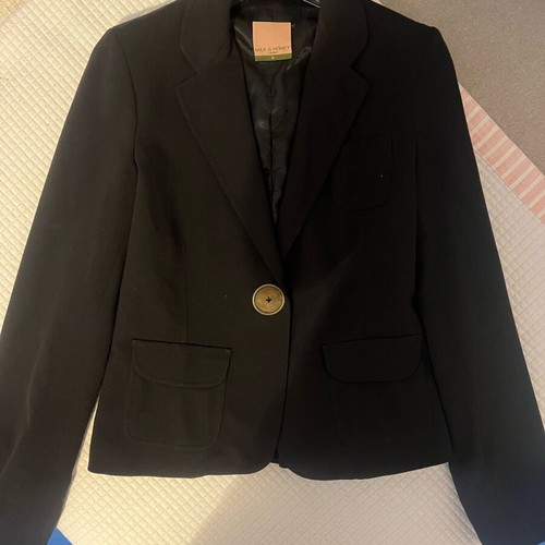 Milk and Honey women's jacket size M like new, black