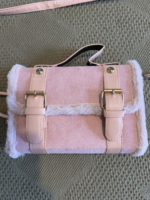 Shein pink women's crossbody bag with faux fur trim