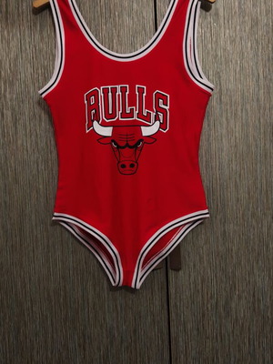 Γυναικείο κορμάκι Chicago Bulls καινούργιο, μέγεθος M