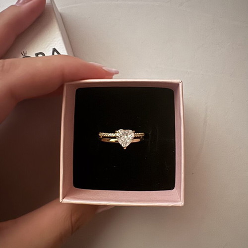 Pandora K14 gold plated ring with heart-shaped cubic zirconia
