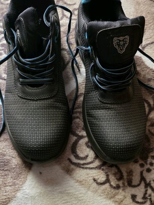 Urban work shoes used with steel toe, size 48, black and blue
