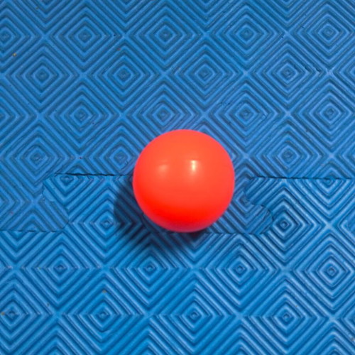 Set of 4 balls like new