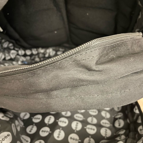 School bag used LYC SAC black and white with large compartments and two zippers