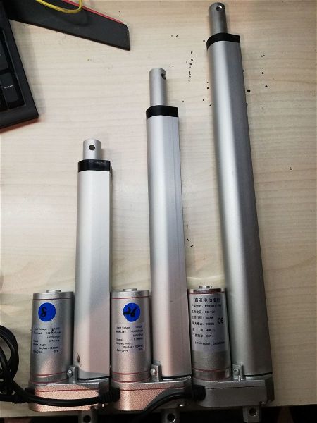  3x Linear Actuators 1500N 12V 5.7mm/s