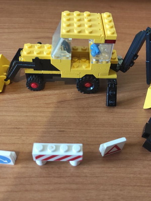 Lego LEGOLAND 6686 used, with wear and missing figure