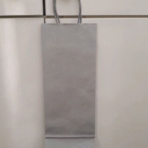 Paper wine bags like new, set of 2 with handle