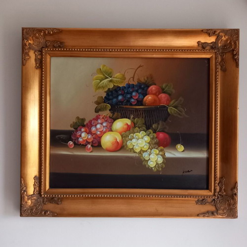 Classic oil painting Still Life with gold carved frame, like new