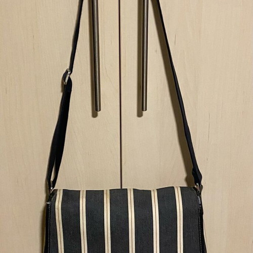 Longchamp shoulder bag like new, denim with white and blue stripes