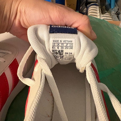 Adidas sport shoes new, size 39, white