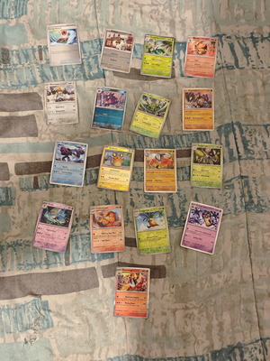 Pokémon holo and reverse holo cards, set of 68