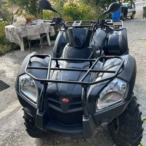 800cc 4x4 ATV used, 11,000 km, excellent condition