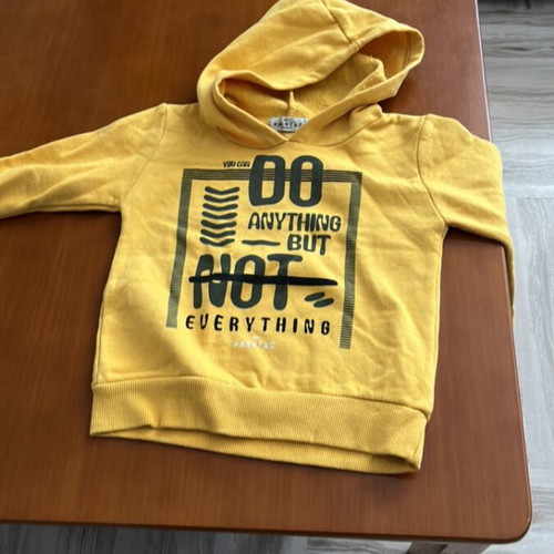 Hashtag shirt for 3 years old like new, yellow, 100% cotton