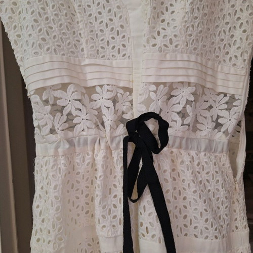 Axel dress No 38 white-beige like new with guipure lace