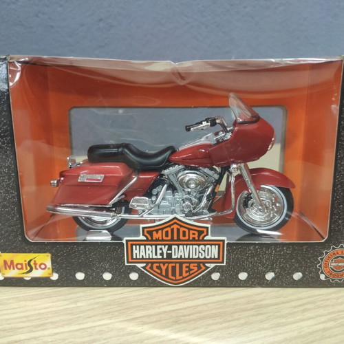 Maisto Harley-Davidson FLTR Road Glide 2000 FL scale model 1/18