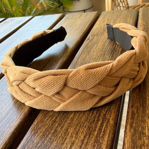 Headband with fabric braid like new